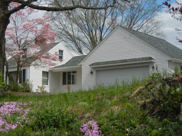 West Springfield MA - garage - Barron & Jacobs